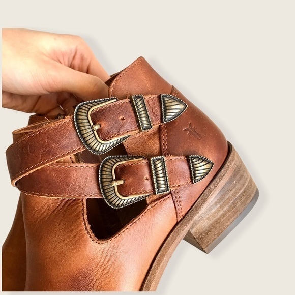 Frye Ray Cognac Leather Belt Western Ankle Bootie - Picture 7 of 15